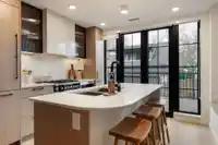 197 W KING EDWARD AVENUE - thumbnail 2