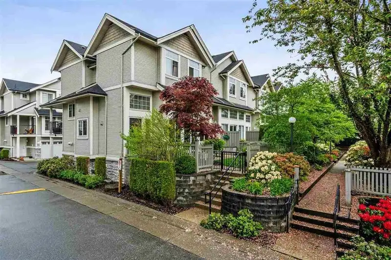 33 23343 KANAKA WAY - photo 1 of 32