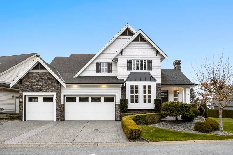 24 3800 GOLF COURSE DRIVE - photo 1 of 40
