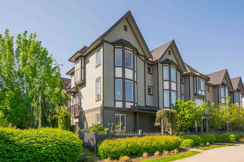 107 8138 204 STREET - photo 1 of 40