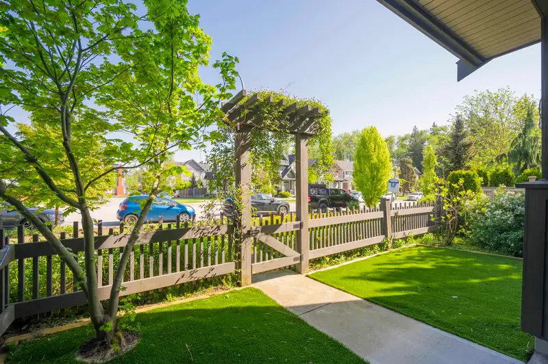 107 8138 204 STREET - photo 4 of 40
