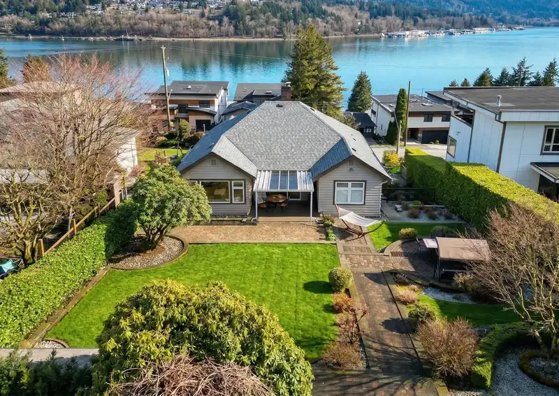 1227 IOCO ROAD - photo 4 of 34