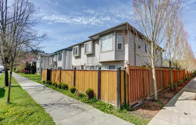 11913 240 STREET - photo 1 of 33