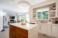 6128 150B STREET - thumbnail 11