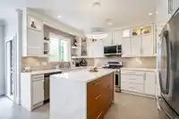 6128 150B STREET - thumbnail 10