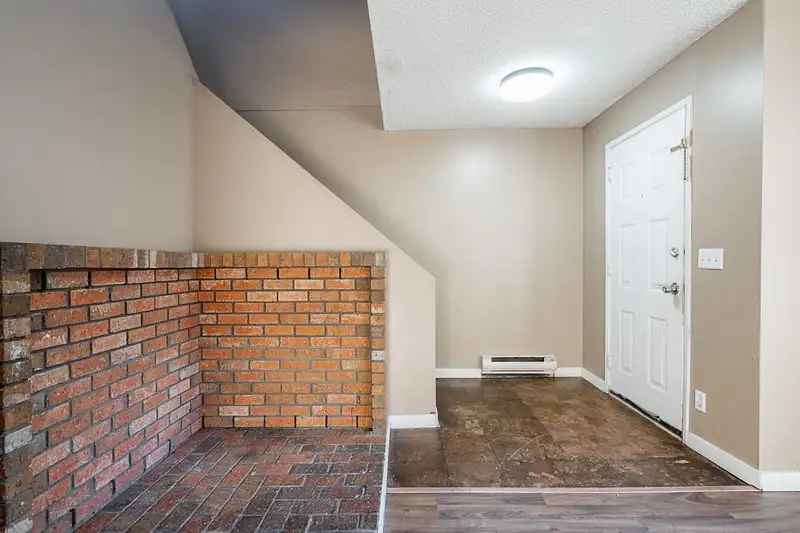 13127 BALLOCH DRIVE - photo 2 of 39