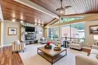 6457 SUMMIT CRESCENT - thumbnail 1