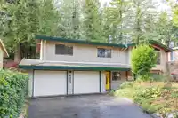 6457 SUMMIT CRESCENT - thumbnail 3