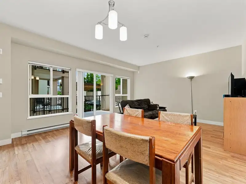 224 9655 KING GEORGE BOULEVARD - photo 4 of 23