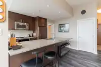3202 2978 GLEN DRIVE - thumbnail 11