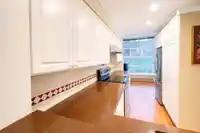2178 E KENT AVENUE SOUTH - thumbnail 9