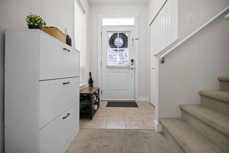 24 21867 50 AVENUE - photo 3 of 32