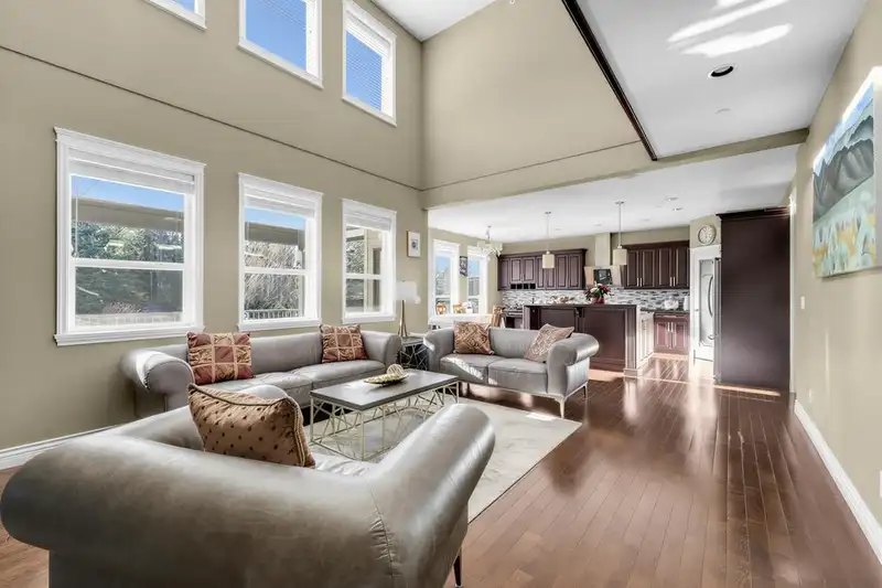 26500 124 AVENUE - photo 4 of 40