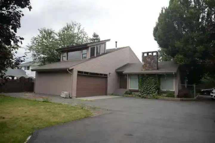 6625 VEDDER ROAD - photo 1 of 9