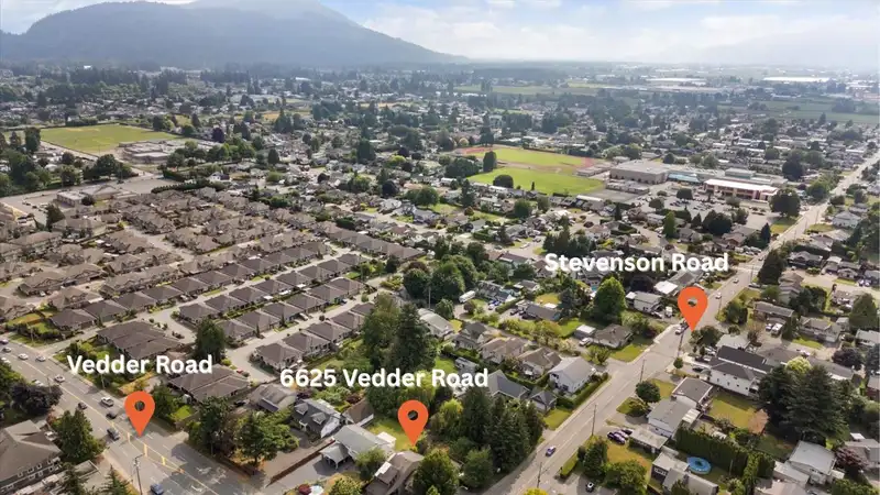 6625 VEDDER ROAD - photo 4 of 9