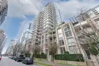 1051 RICHARDS STREET - thumbnail 32