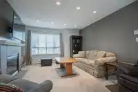412 22022 49 AVENUE - thumbnail 2