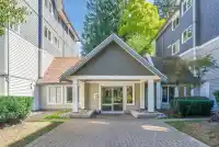 206 9668 148 STREET - thumbnail 1