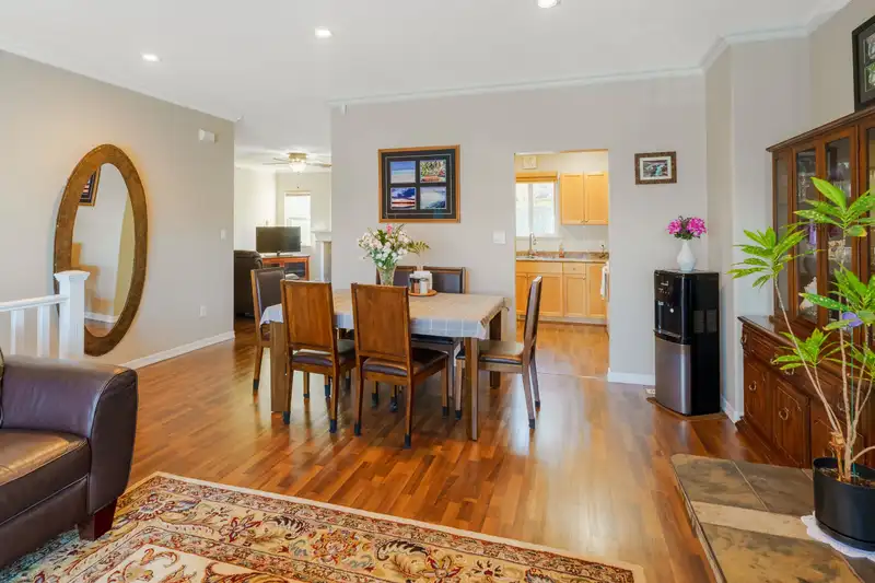 7875 PEYTAVIN PLACE - photo 4 of 38