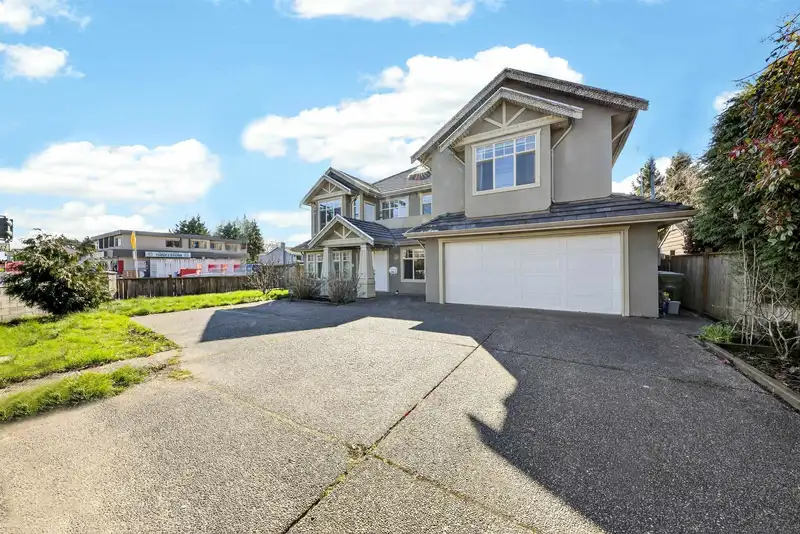 8800 FRANCIS ROAD - photo 1 of 40
