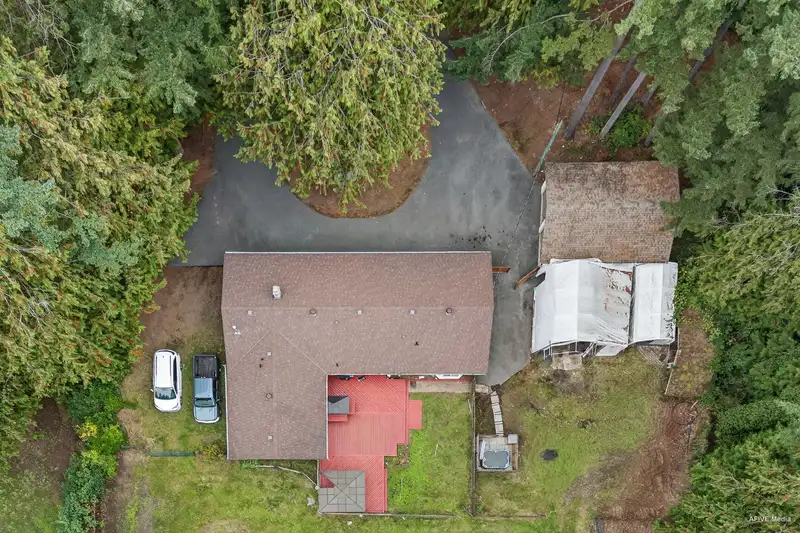 25160 54 AVENUE - photo 3 of 36