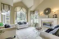 16382 77 AVENUE - thumbnail 4