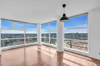 3201 111 W GEORGIA STREET - thumbnail 1