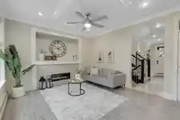 20951 80B AVENUE - thumbnail 2