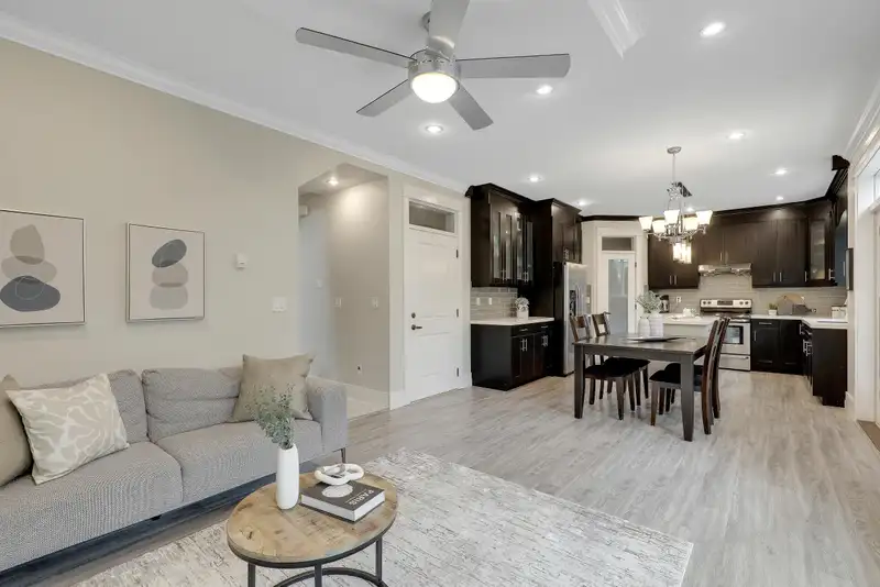 20951 80B AVENUE - photo 4 of 40
