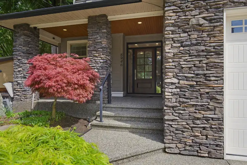8946 WRIGHT STREET - photo 4 of 40