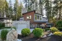 1510 CRYSTAL CREEK DRIVE - thumbnail 1