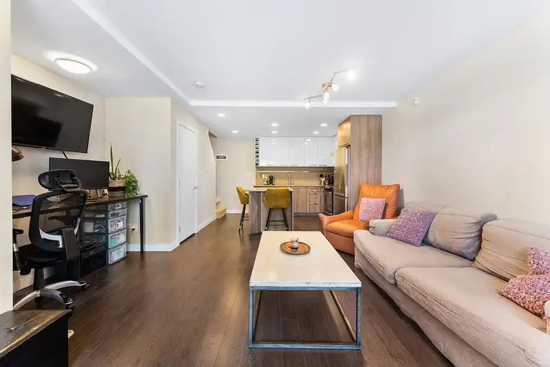 104 9350 UNIVERSITY HIGH STREET - photo 4 of 27