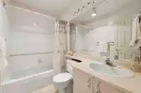 45 650 ROCHE POINT DRIVE - thumbnail 21