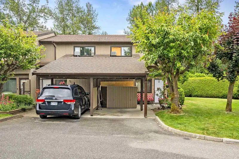 90 27044 32 AVENUE - photo 3 of 39
