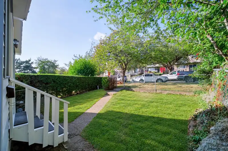 966 E 64TH AVENUE - photo 2 of 40