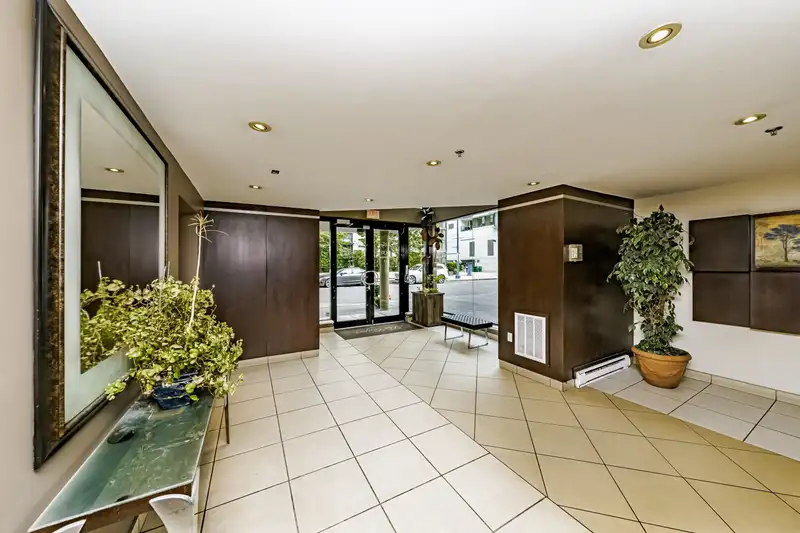 512 7831 WESTMINSTER HIGHWAY - photo 4 of 24