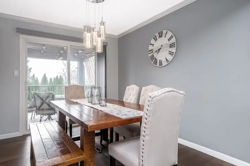 35104 SPENCER STREET - photo 2 of 40