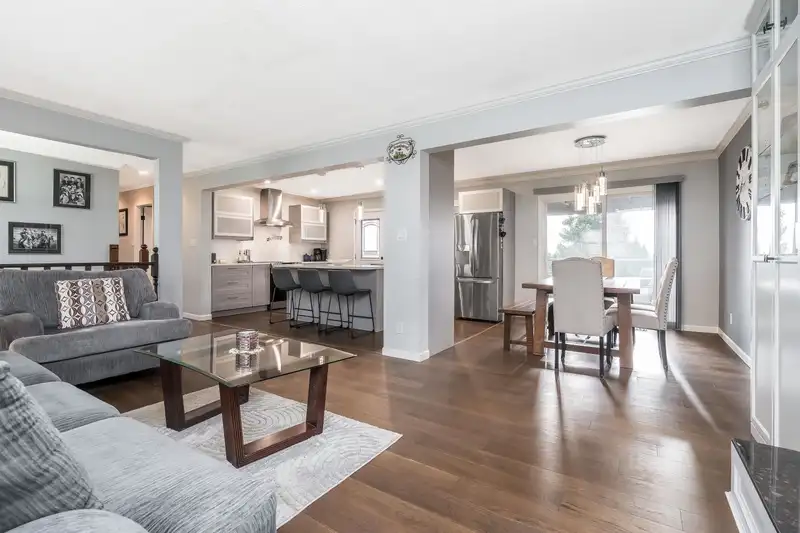 35104 SPENCER STREET - photo 4 of 40