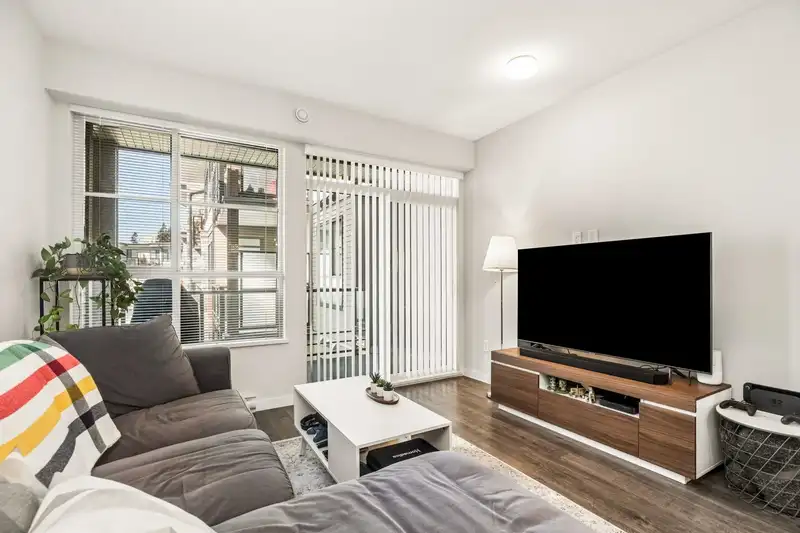 412 1152 WINDSOR MEWS - photo 3 of 36