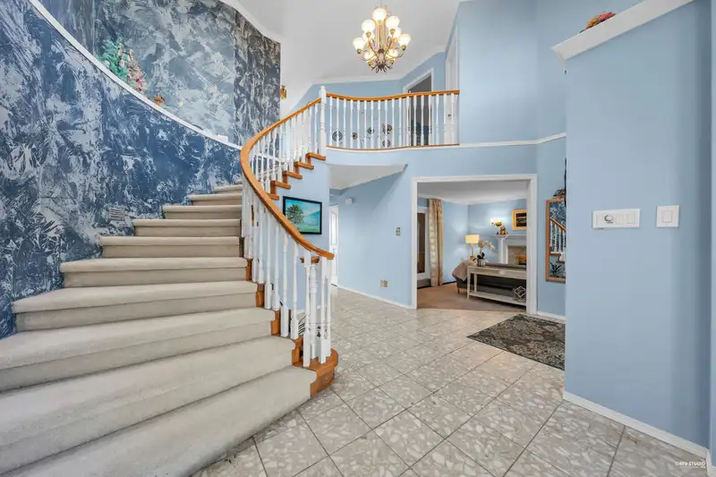 5110 MCKEE STREET - photo 3 of 39