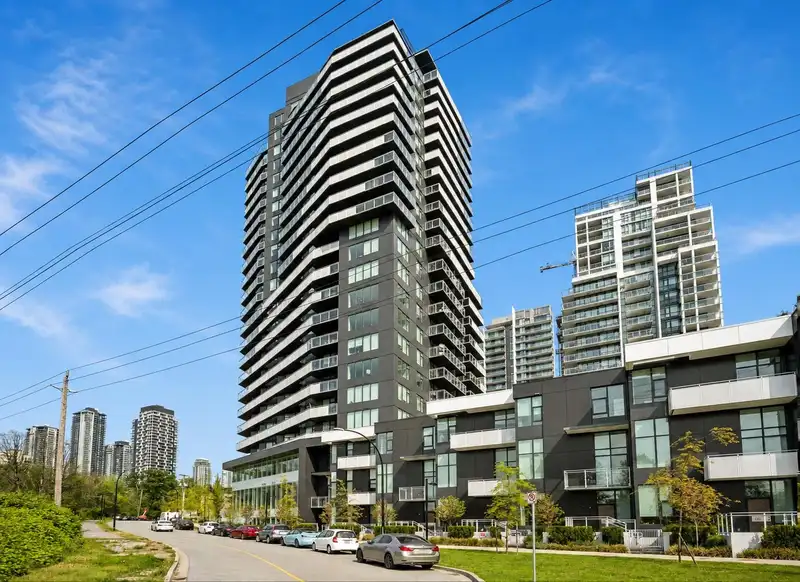 1308 4433 ALASKA STREET - photo 1 of 39