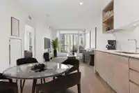 708 585 AUSTIN AVENUE - thumbnail 1