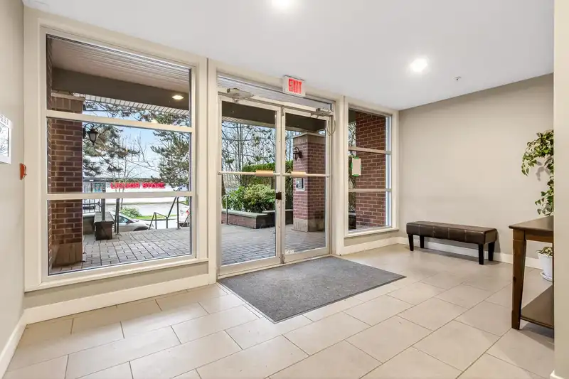 110 3240 ST JOHNS STREET - photo 3 of 34