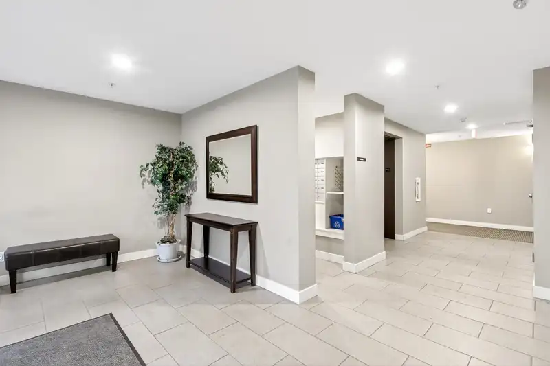 110 3240 ST JOHNS STREET - photo 4 of 34