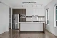 301 553 FOSTER AVENUE - thumbnail 6