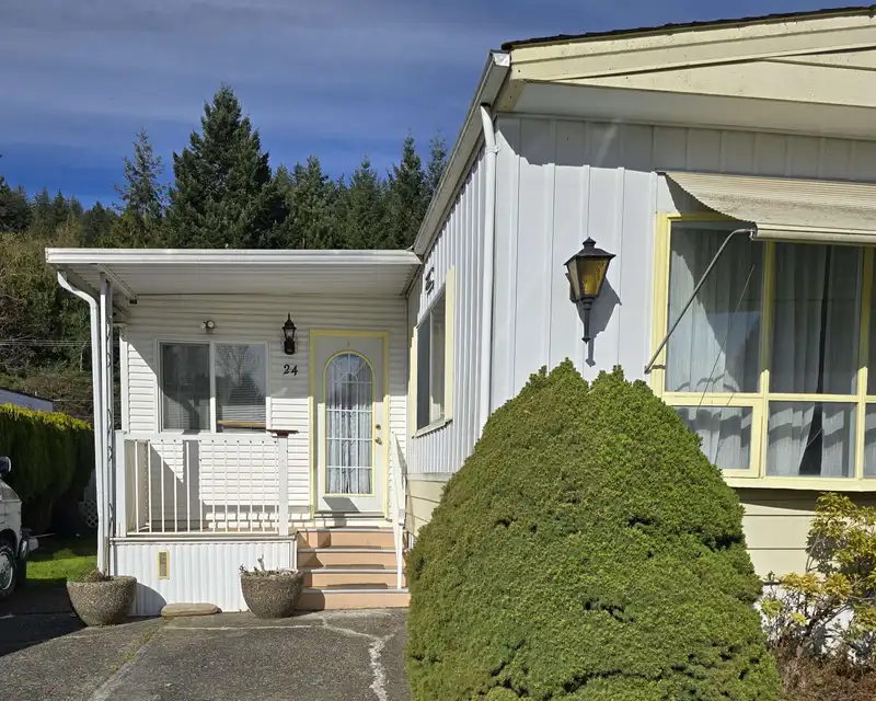 24 46484 CHILLIWACK LAKE ROAD - photo 2 of 16