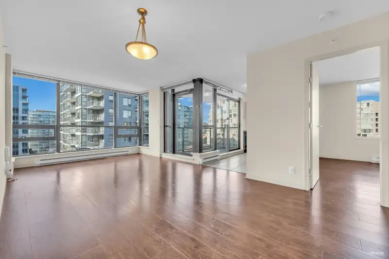 1201 6331 BUSWELL STREET - photo 1 of 40