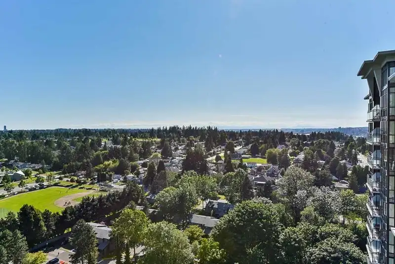 1907 10777 UNIVERSITY DRIVE - photo 3 of 5