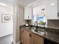 302 1228 MARINASIDE CRESCENT - thumbnail 9