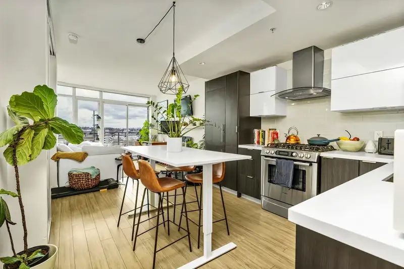 1604 1775 QUEBEC STREET - photo 2 of 24